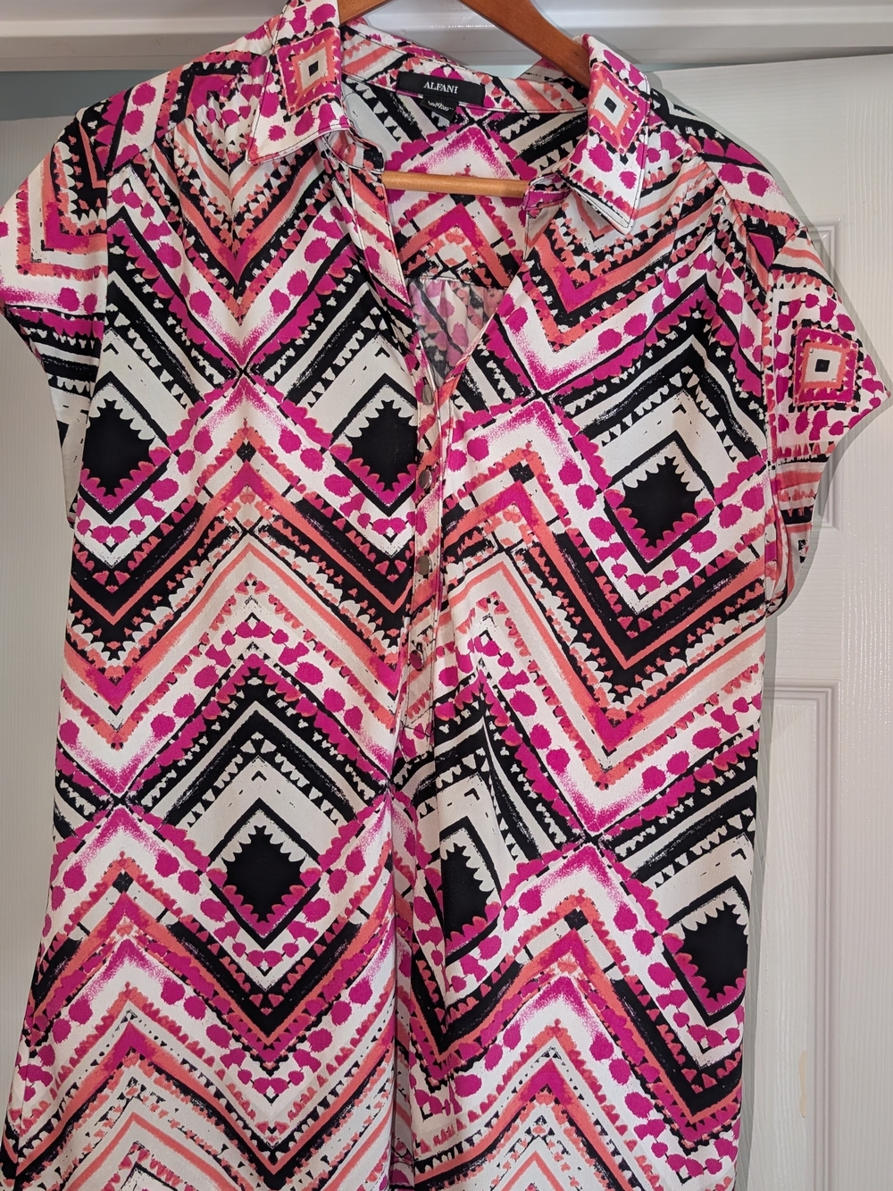 Alfani Pink Black White Geo-Print Short Sleeve Button Blouse